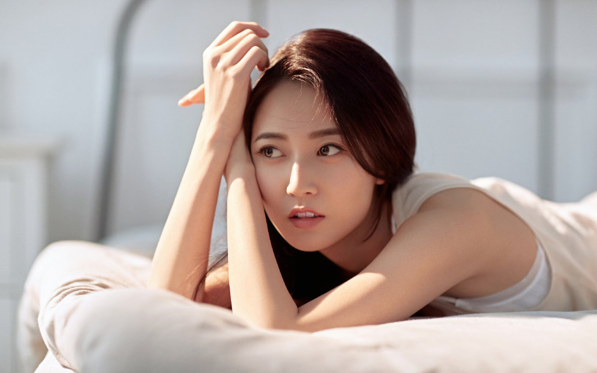 荷兰队在欧洲预赛中表现优异,晋级希望提升